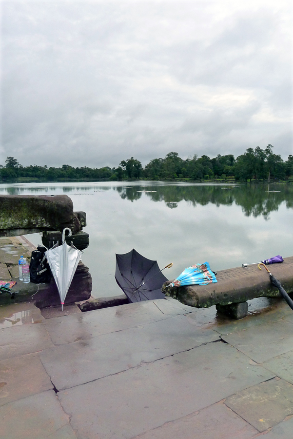 Cambodia - Angkor Wat 09-09-2011 #001