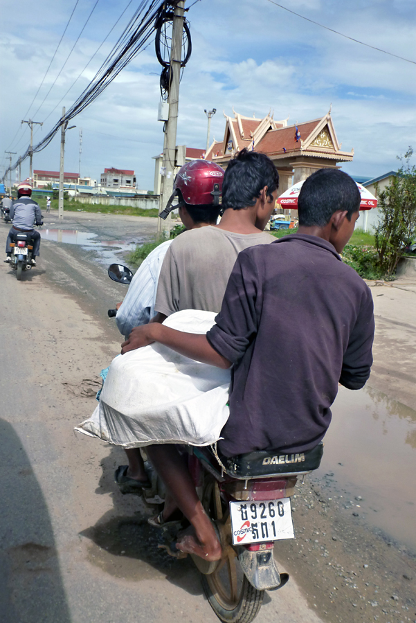 Cambodia - Phnom Penh 07-09-2011 --192