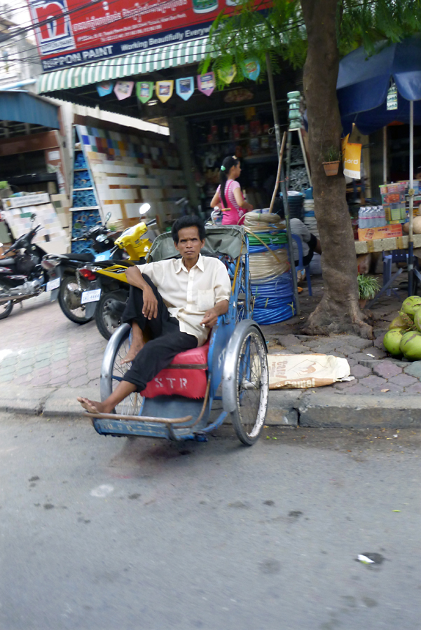 Cambodia - Phnom Penh 07-09-2011 --307