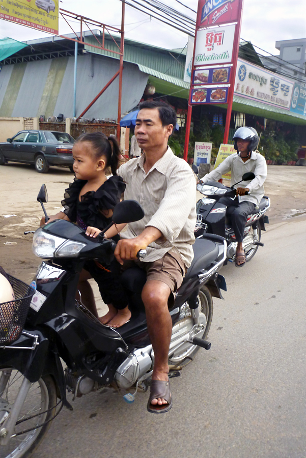 Cambodia - Phnom Penh 07-09-2011 --42