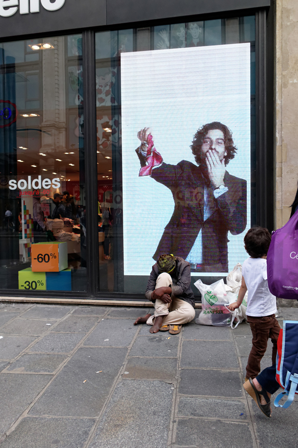 Paris - Rue de Rivoli 30-06-2014 #-44