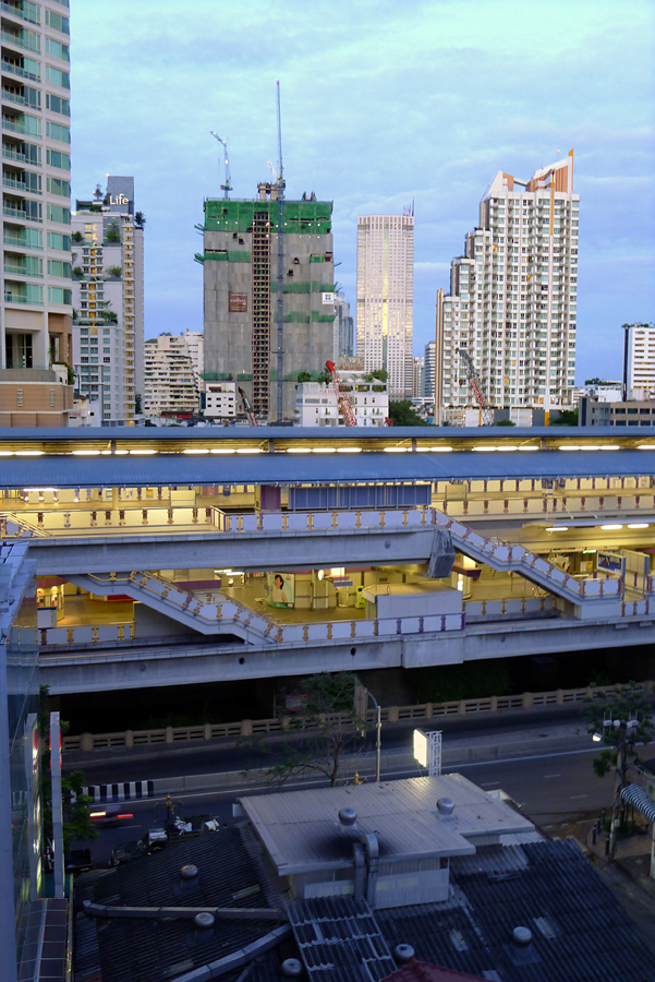 Thailand - Bangkok - From Hotel iResidence 06-09-2011 #03