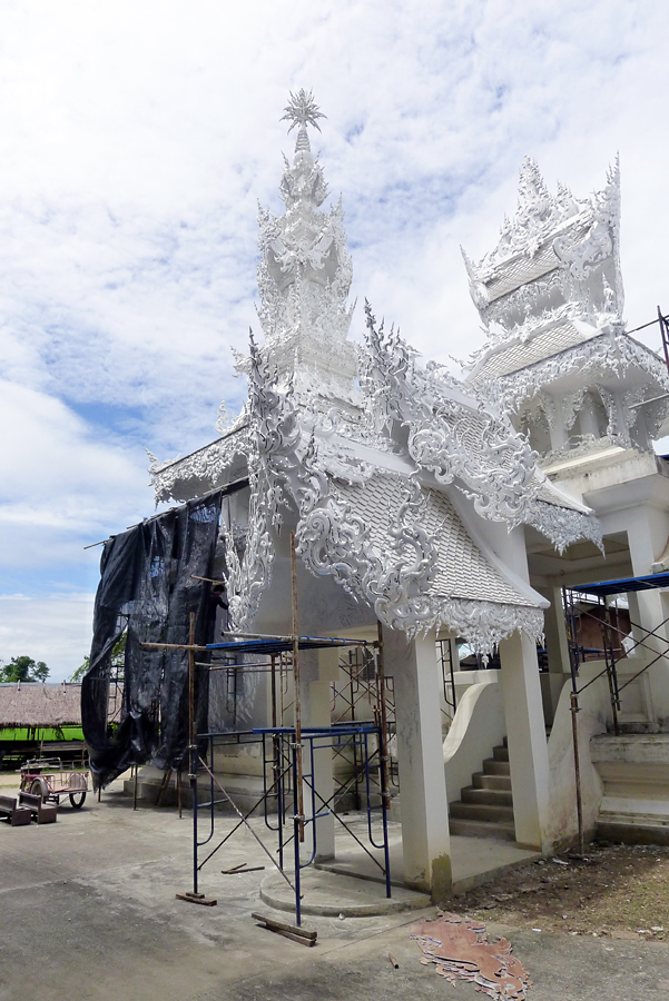 Thailand - Chiang Rai - Wat Rong Khun 12-09-2011 #48