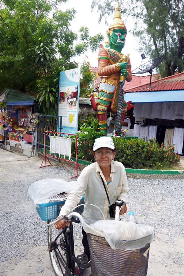 Thailand - Koh Samui - Wat Phra Yai 19-09-2011 #01