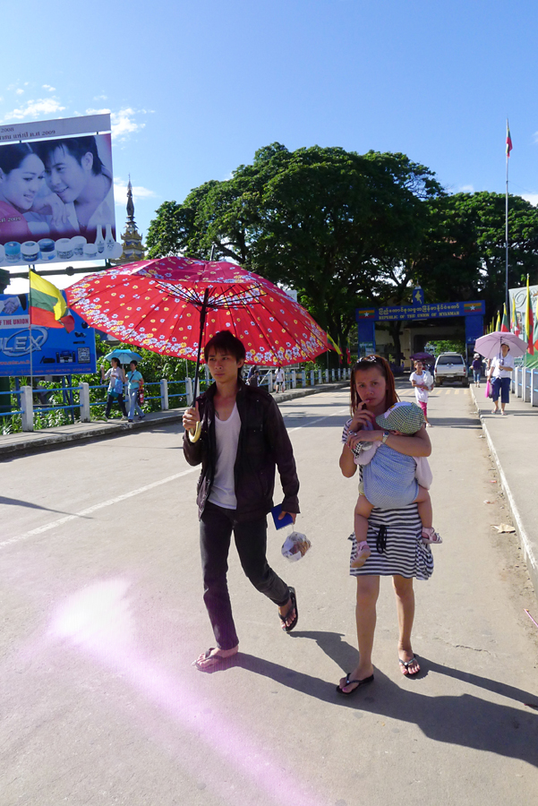 Thailand &#38; Myanmar border  (between Mae Sai &#38; Tachileik) 12-09-2011 #12