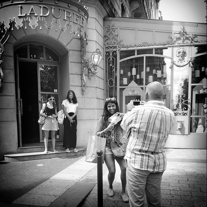 Paris - Avenue des Champs-Elysées 13-08-2013 #01