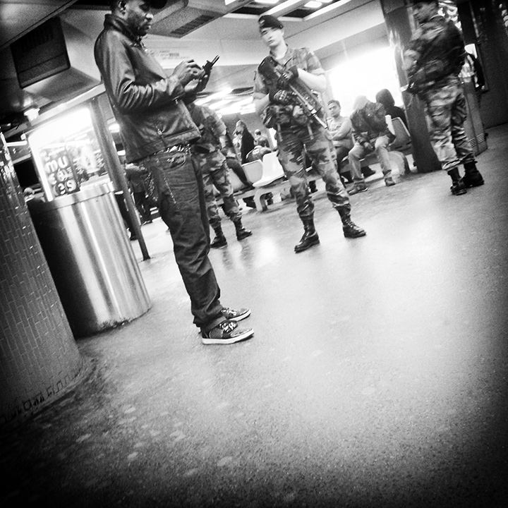 Paris - Châtelet-Les Halles RER station 20-05-2014 #04