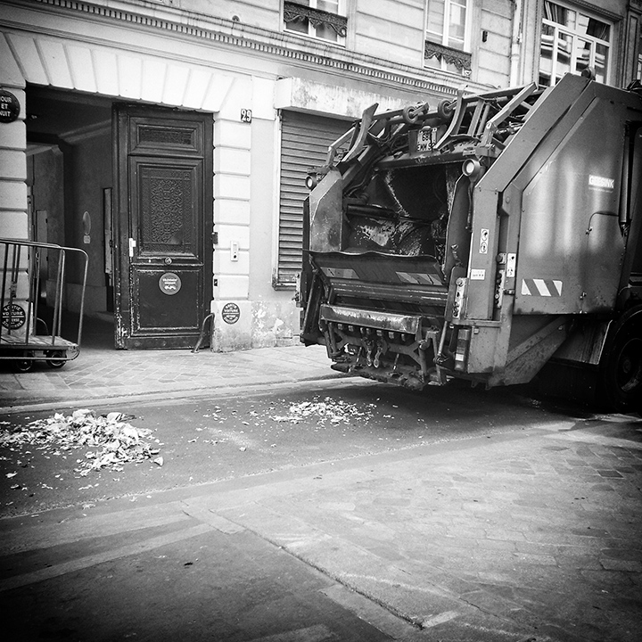 Paris - Rue des Jeûneurs 18-07-2013