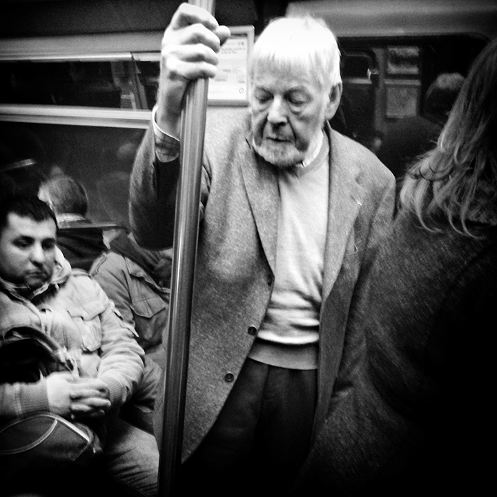 Paris - Subway line 7 12-12-2013 #08