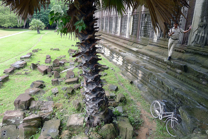 Cambodia - Angkor Wat 09-09-2011 #021