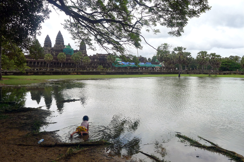 Cambodia - Angkor Wat 09-09-2011 #072