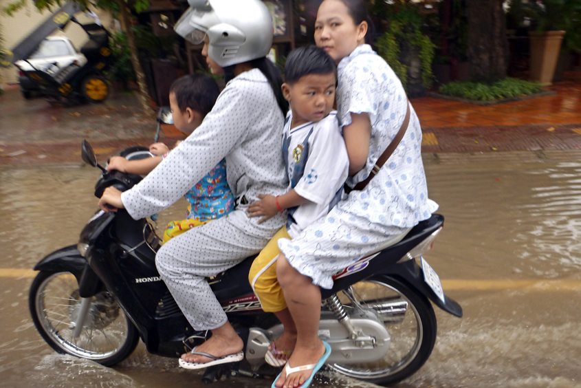 Cambodia - Siem Reap 11-09-2011