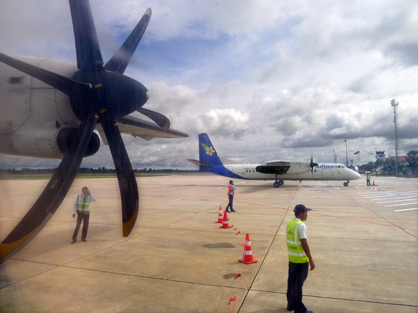 Cambodia - Siem Reap airport - 11-09-2011