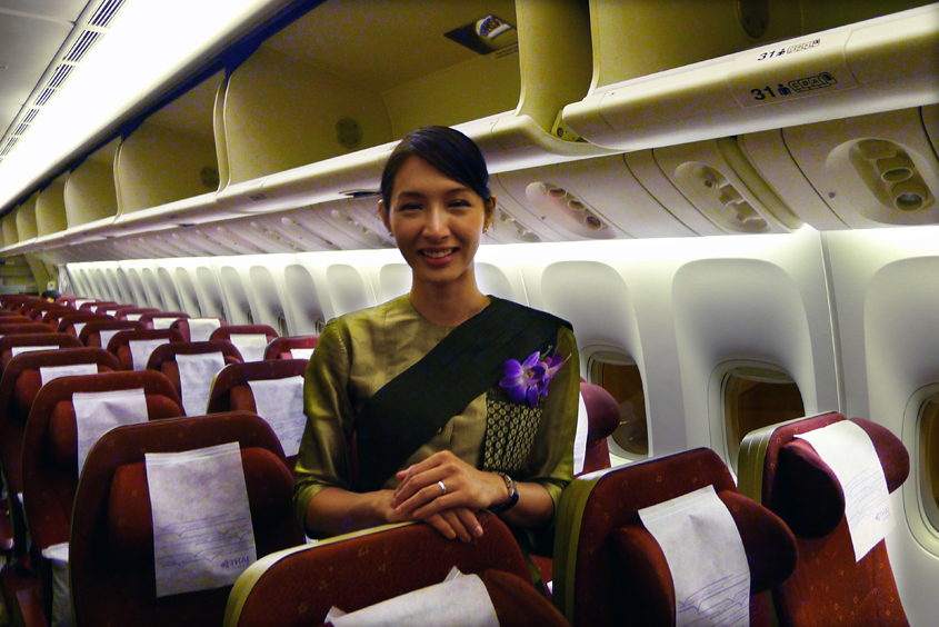 Flight Thai TG 0933 CDG-BKK 02-09-2011 #1