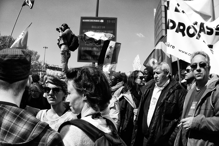 Paris - Défilé du 1er mai de Bastille à La Nation 01-05-2016 #-2