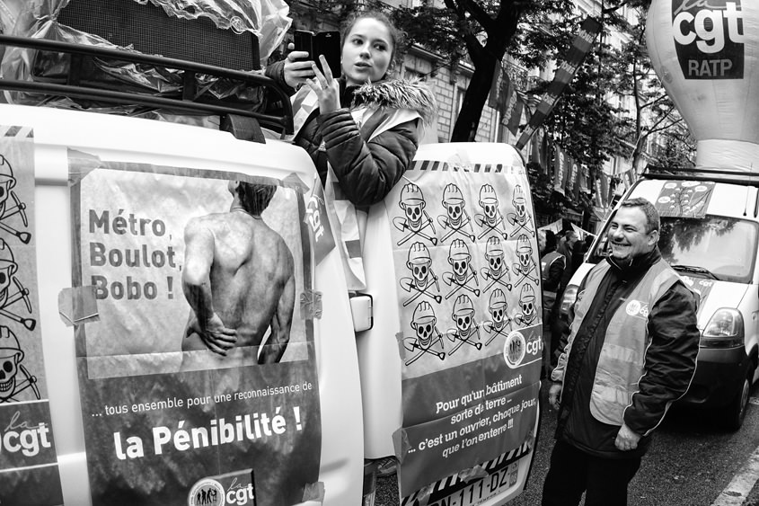 Paris - Labor day demonstration between Place de la République et Place Léon Blum 01-05-2015 #-190 (travaillée) N&#38;B