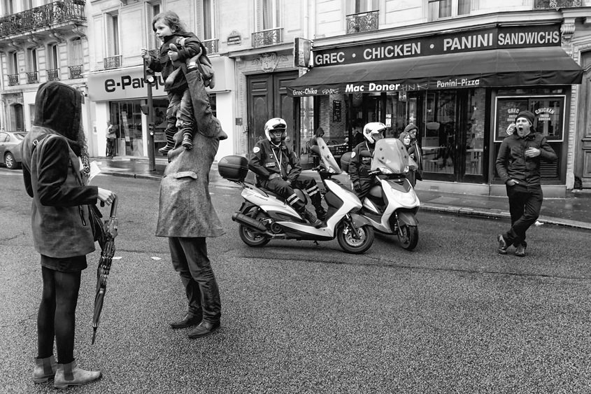 Paris - Labor day demonstration between Place de la République et Place Léon Blum 01-05-2015 #-277 (travaillée) N&#38;B