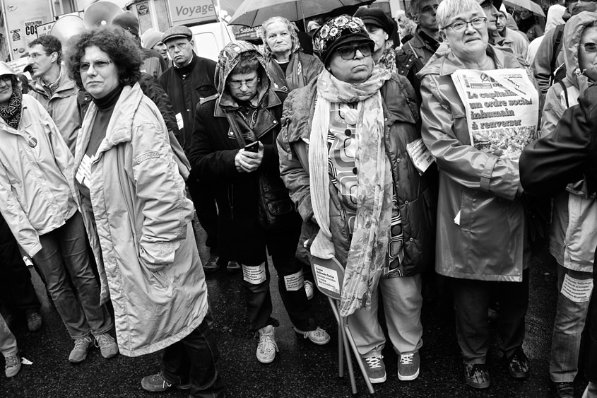 Paris - Labor day demonstration between Place de la République et Place Léon Blum 01-05-2015 #-410 (travaillée) N&#38;B