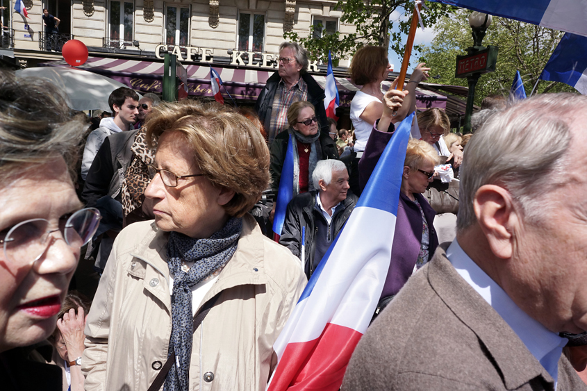 Paris - Place du Trocadéro - Rassemblement UMP 01-05-2012 #-137