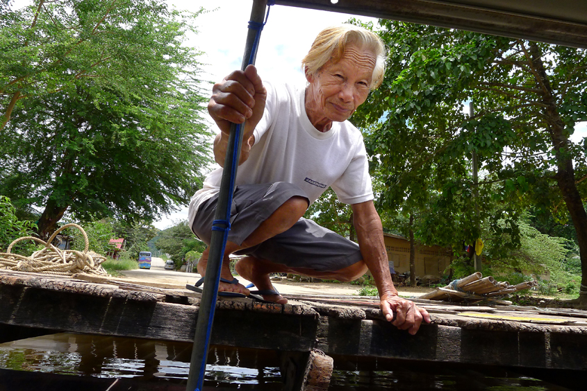 Thailand - Kanchanaburi - Kwai River 04-09-2011 #06