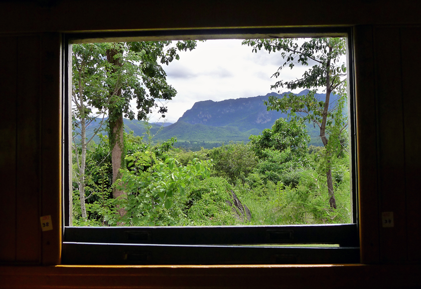 Thailand - Kanchanaburi - Train between Nam Tok &#38; Thakilen 05-09-2011 #01