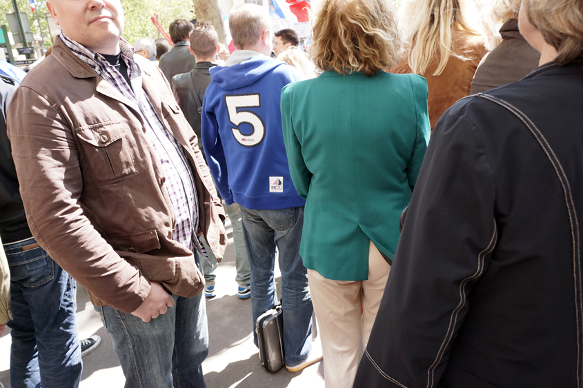 Paris - Place du Trocadero - Rassemblement UMP 01-05-2012 #-127 (travaillée)